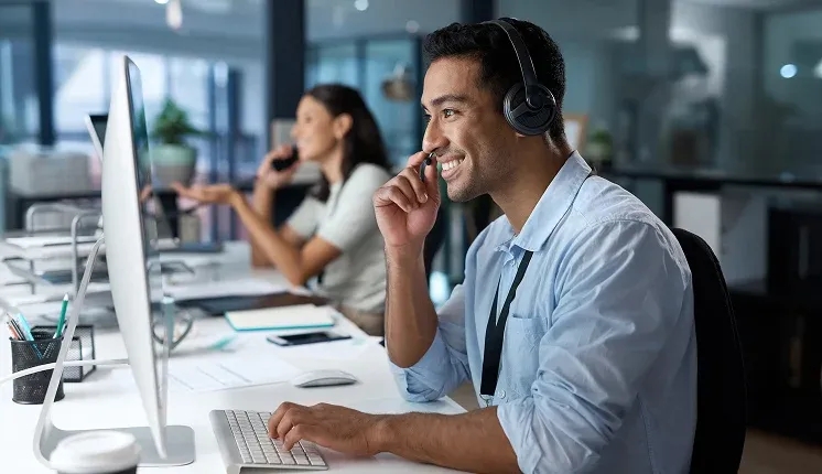 Voice of Customer Analysis: Definition, Strategies, & Top Tools [2023]